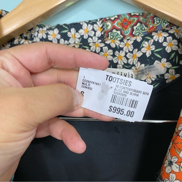 Alice + Olivia Moya Patchwork Tapestry Floral Quilted Coat Belted Butterfly Sz S - Picture 3 of 11